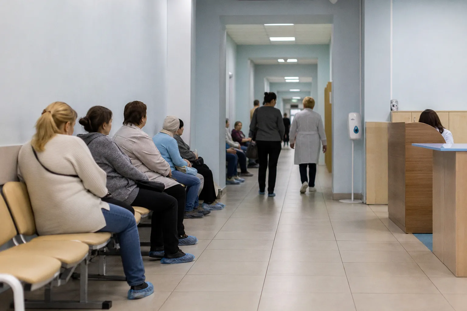 Академик Онищенко призвал отменить 15-минутный лимит на приём у врача в поликлинике